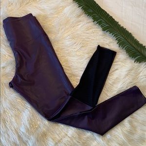 Onzie Purple Snakeskin Yoga Leggings, M/L